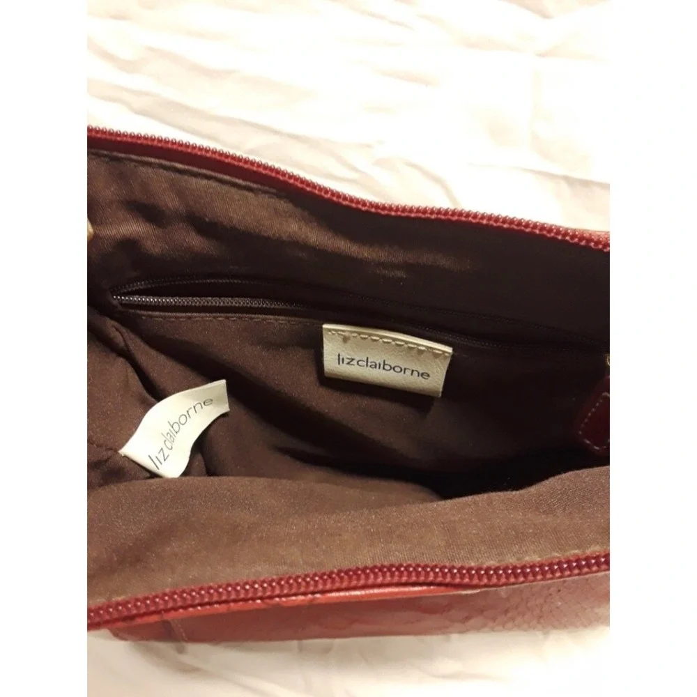 Pristine condition Liz Claiborne Faux Snakeskin Red Crossbody -multi compartment